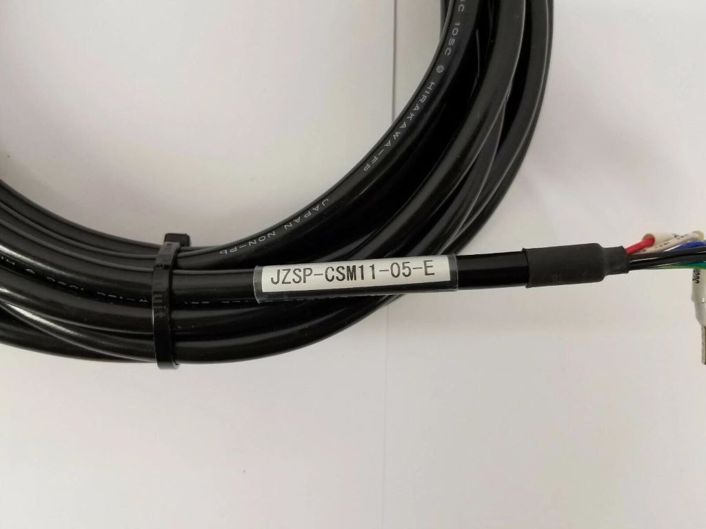 EASYCNC ONLINE SHOPPING JZSP-CSM11-05-E Yaskawa Cable 5M NEW