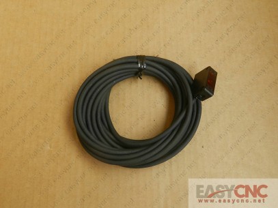 HP100-E1 Azbil photoelectric switch new