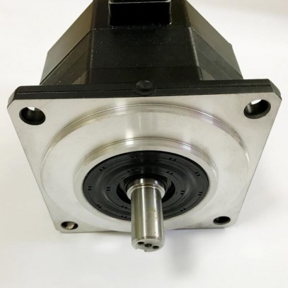 A06B-0033-B075#0008 Fanuc AC Servo Motor B3/3000 New And Original