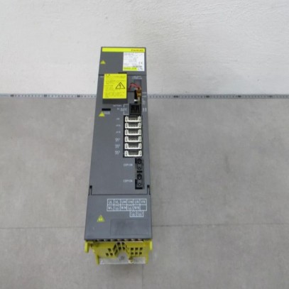 A06B-6096-H306 Fanuc servo amplifier module fssb SVM3-12/20/40 used
