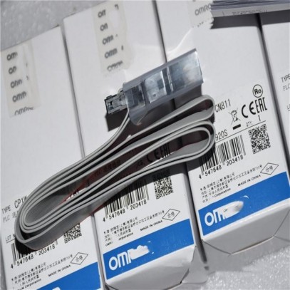 CP1W-CN811 Omron Cable 0.5M/0.8m/1m/1.5m/2m/3m/5m NEW