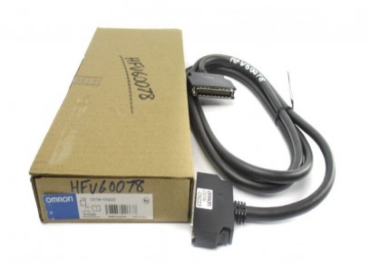 CS1W-CN223 Omron Connecting Cable 2M NEW