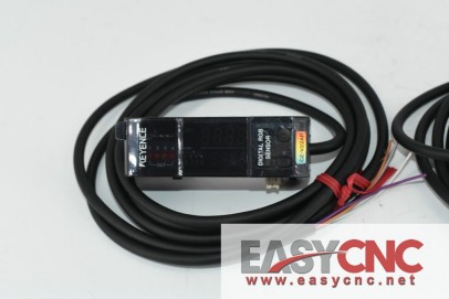 CZ-V22AP Keyence Digital Color Sensor NEW
