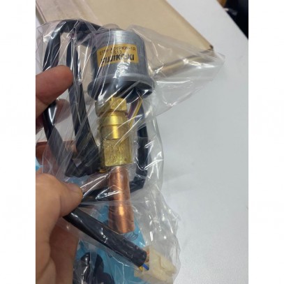 EFM-A0YPKW-1R FUJIKOKI Expansion Valve NEW