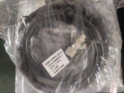 JZSP-CVP01-05-E Yaskawa Encoder Cable 5M NEW