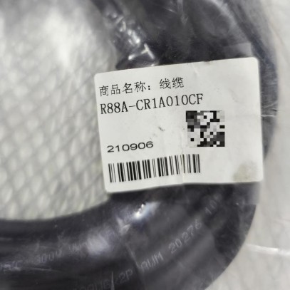 R88A-CR1A010CF Omron Cable 10M NEW