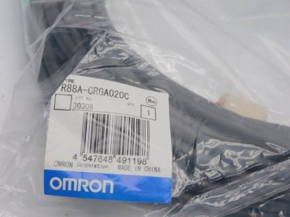 R88A-CRGA020C Omron Cable 20M NEW