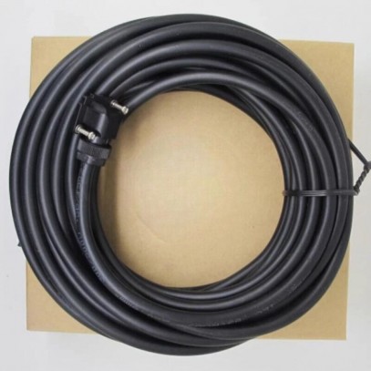 R88A-CRKA030CR Omron Cable 30M NEW