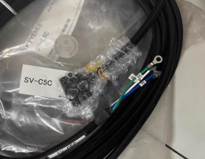 SV-C5C KEYENCE Power Cable 5M NEW