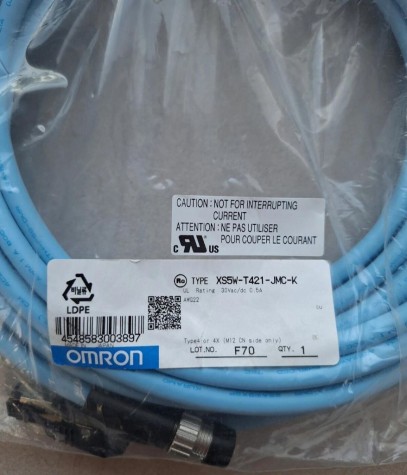 XS5W-T421-JMC-K Omron Connector Cable 10M NEW