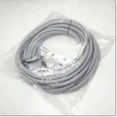 XW2Z-010B Omron Cable 10M NEW