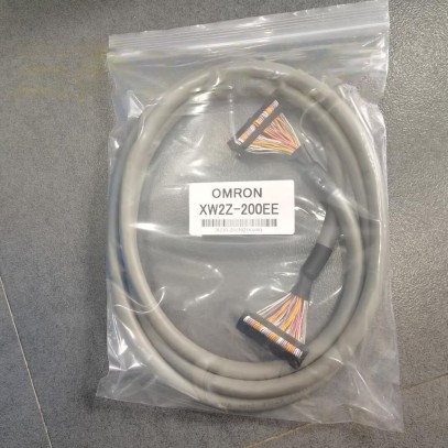 XW2Z-200EE Omron Cable 2M NEW
