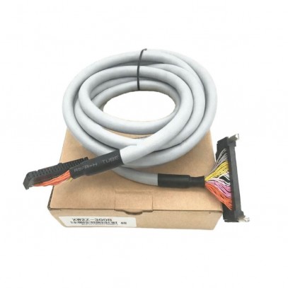 XW2Z-300B Omron Cable 3M NEW
