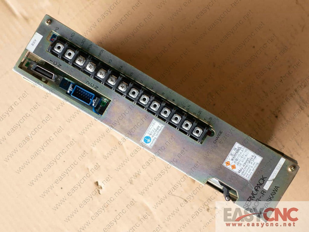 CACR-IR 10SF2-P00-B11 YASKAWA SERVOPACK used