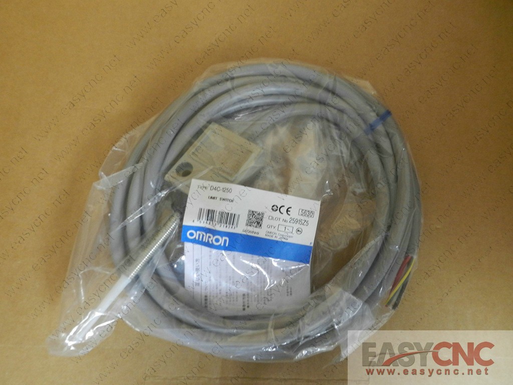 D4C-1250 Omron limit switch new