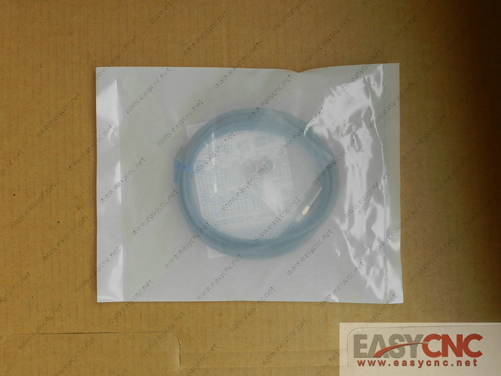 E2E-X2D2-N Omron proximity sensor new and original