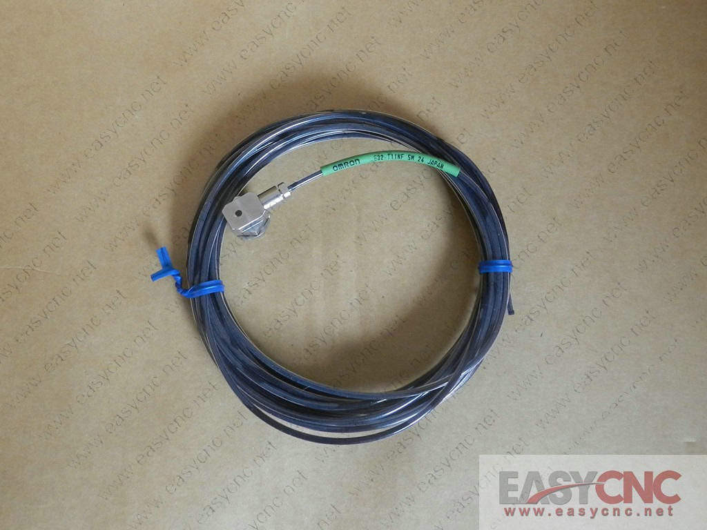 E32-T11NF Omron fiber sensor new