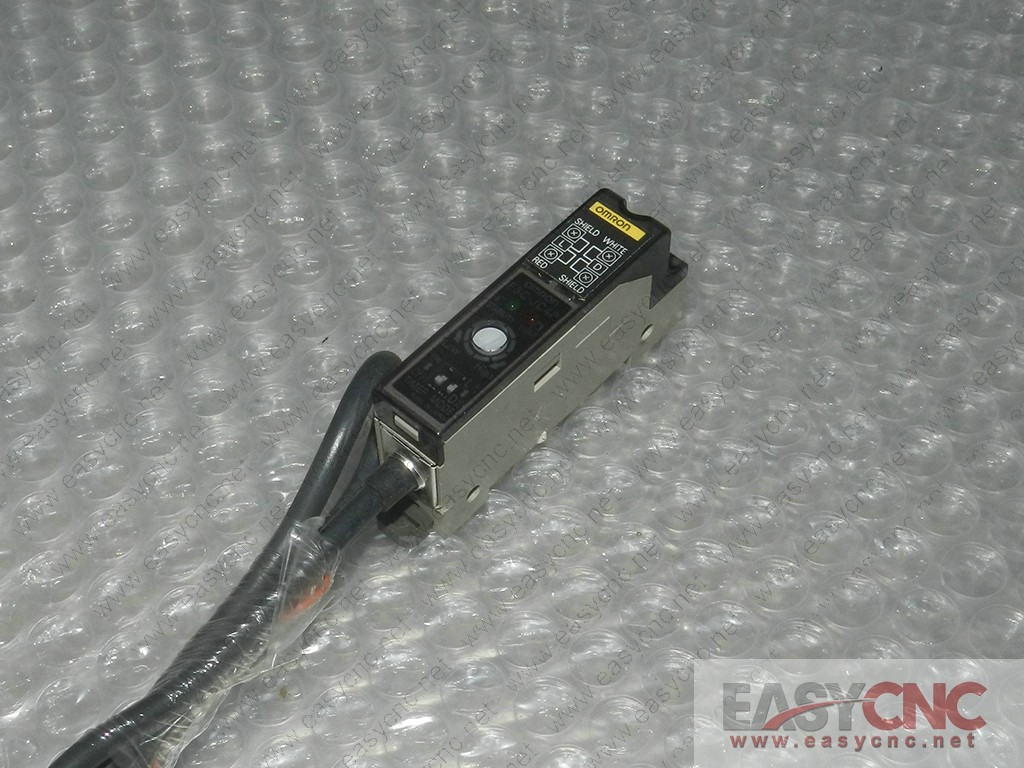 E3C-JC4P Omron photoelectric switch new