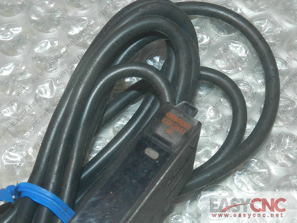 E3X-DA41-N Omron photoelectric sensor used