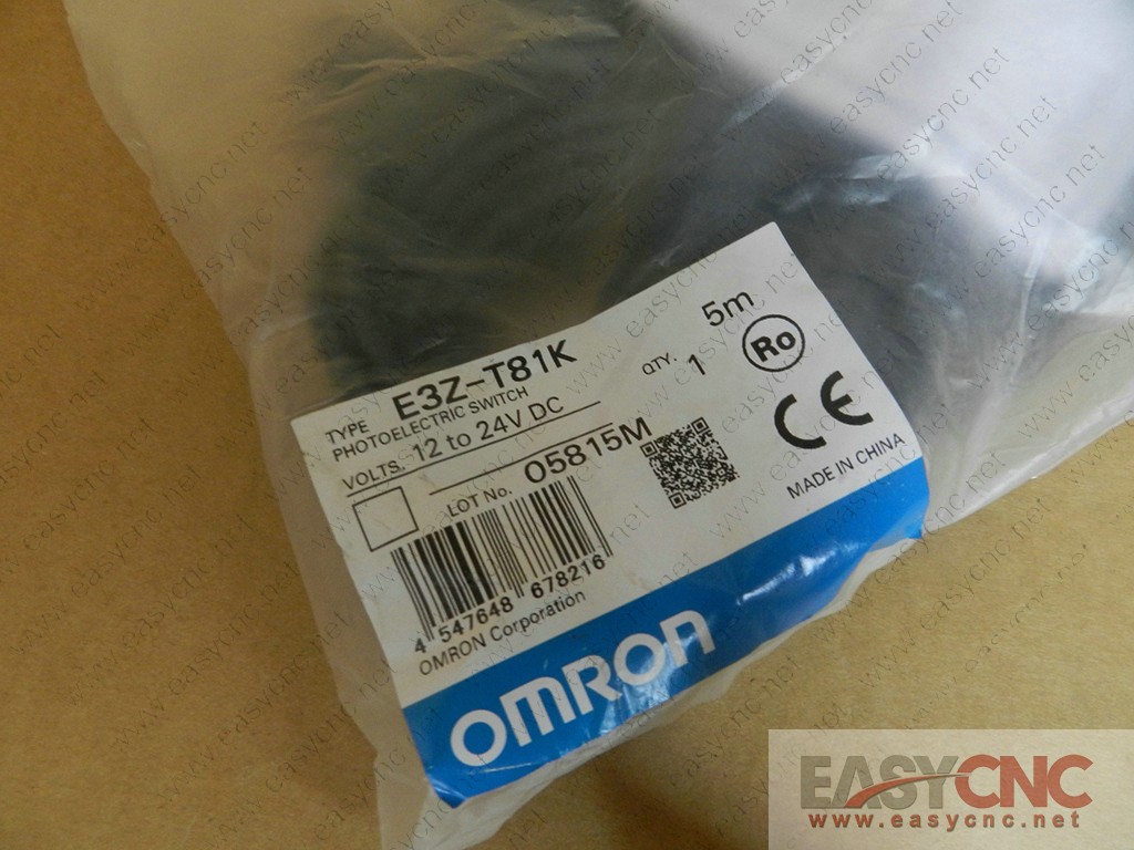 E3Z-T81K Omron compact Photoelectric sensor with built-in amplifier new