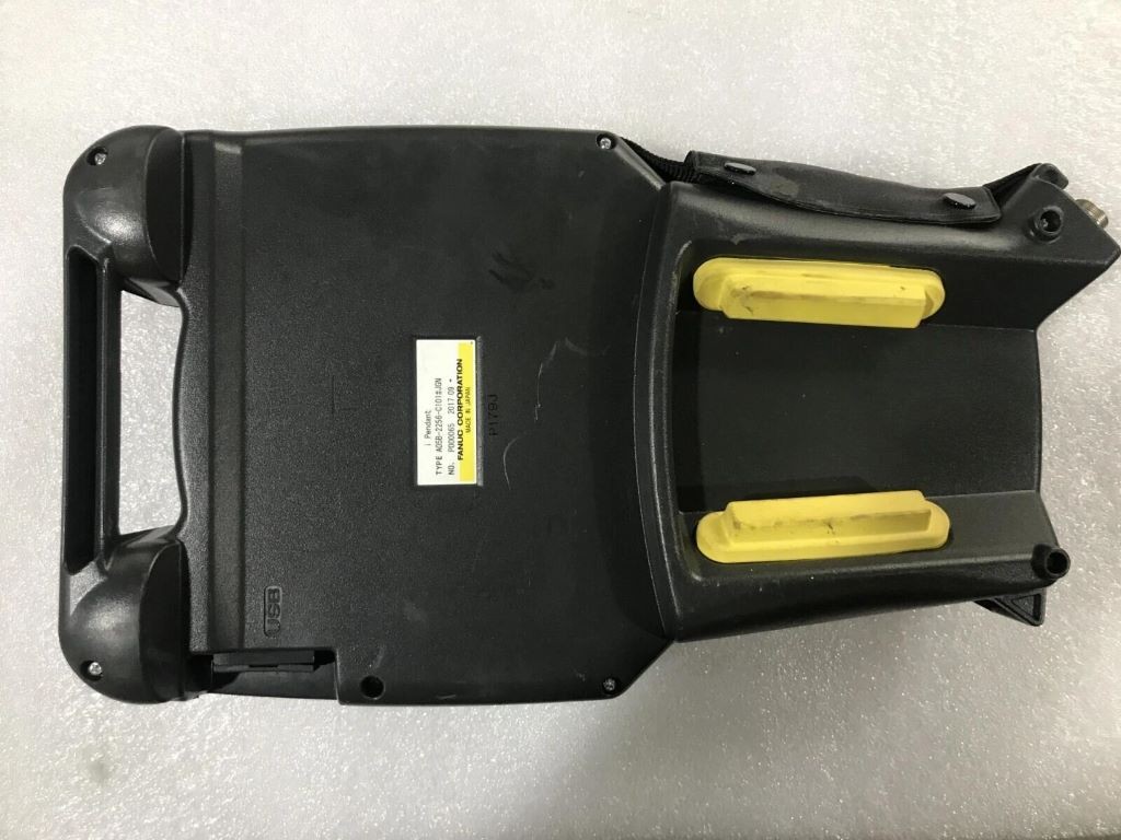 A05B-2256-C101#JGN FANUC Teach Pendant (i pendant) Used