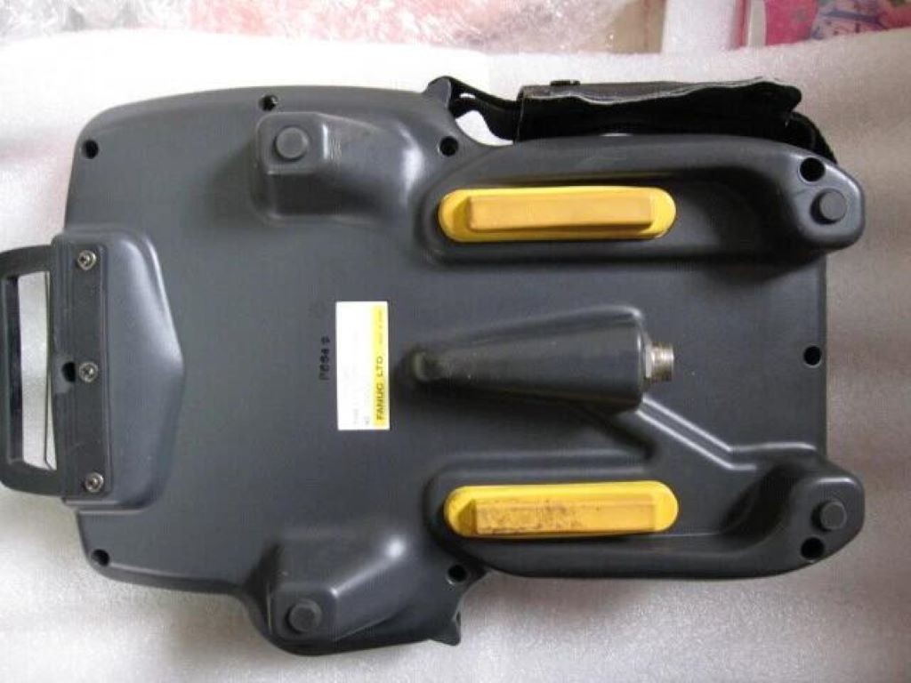 A05B-2518-C300#EMH Fanuc Robot Teach Pendant Used