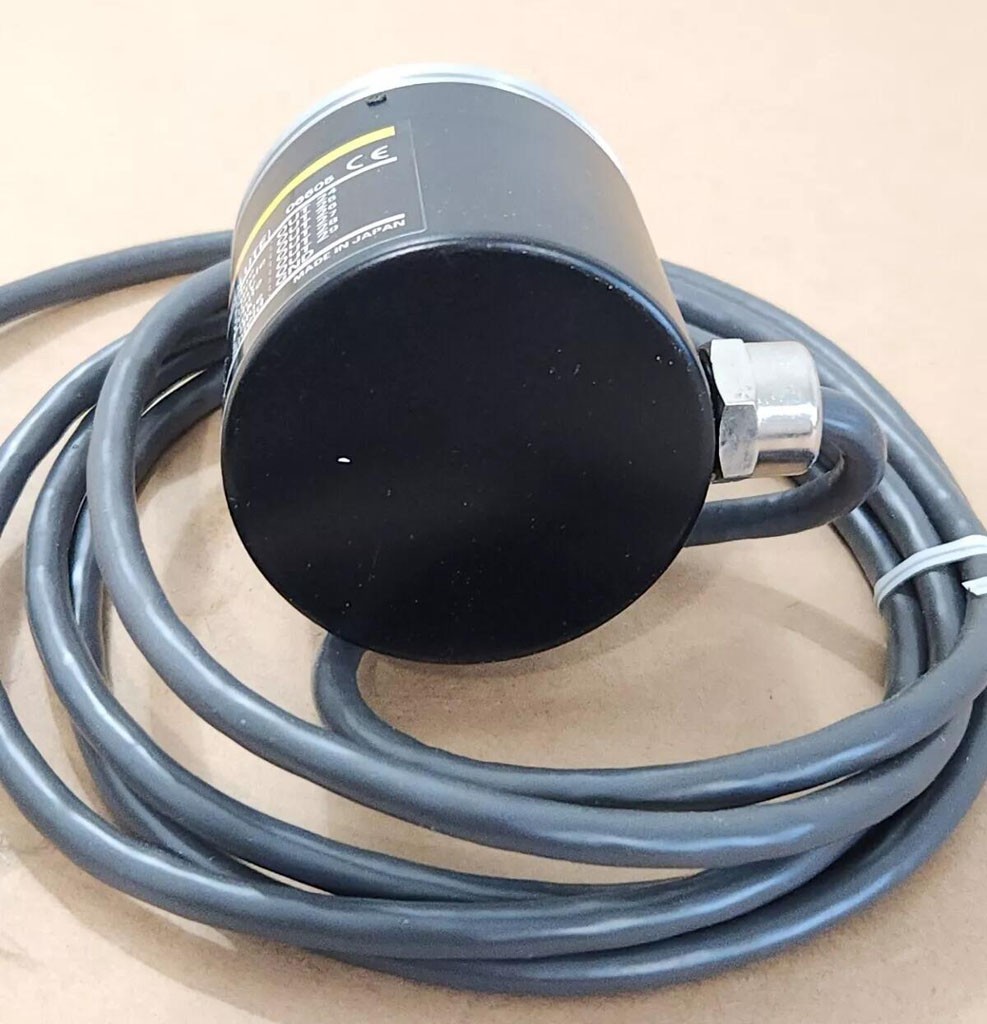 E6F-AG5C Omron Rotary Encoder New And Original