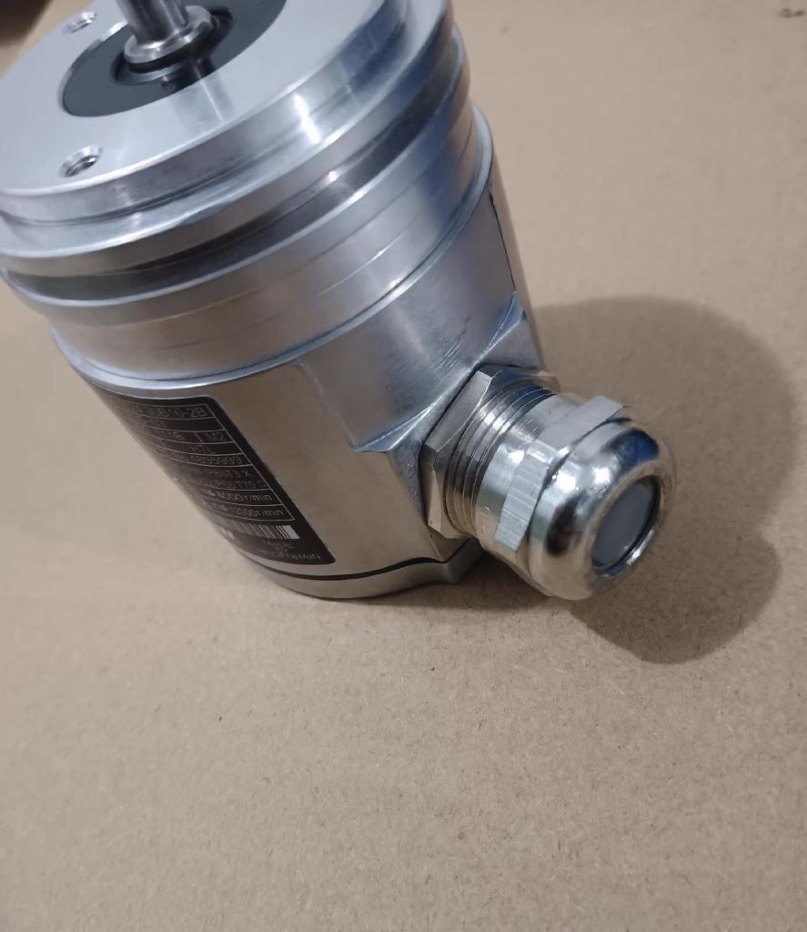 EV1S ROD 486 1024 30B10-2B SEW EURODRIVE Encoder New And Original