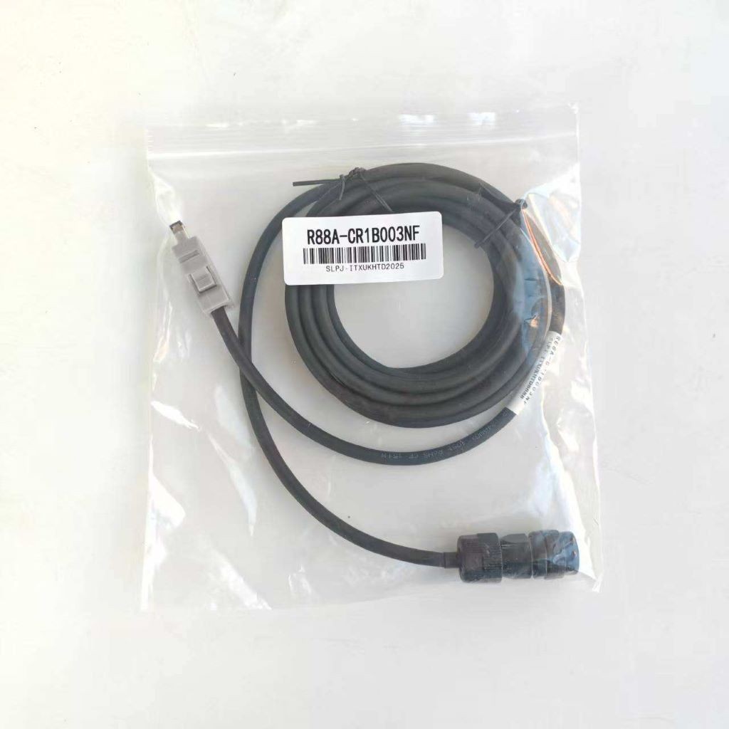 R88A-CR1B003NF Omron Encoder Cable 3M NEW