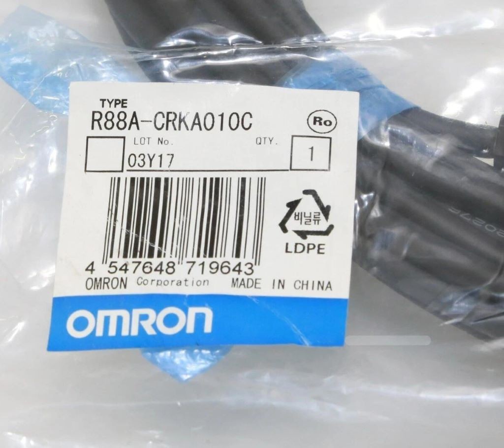 R88A-CRKA010C Omron Servo Cable 10M NEW