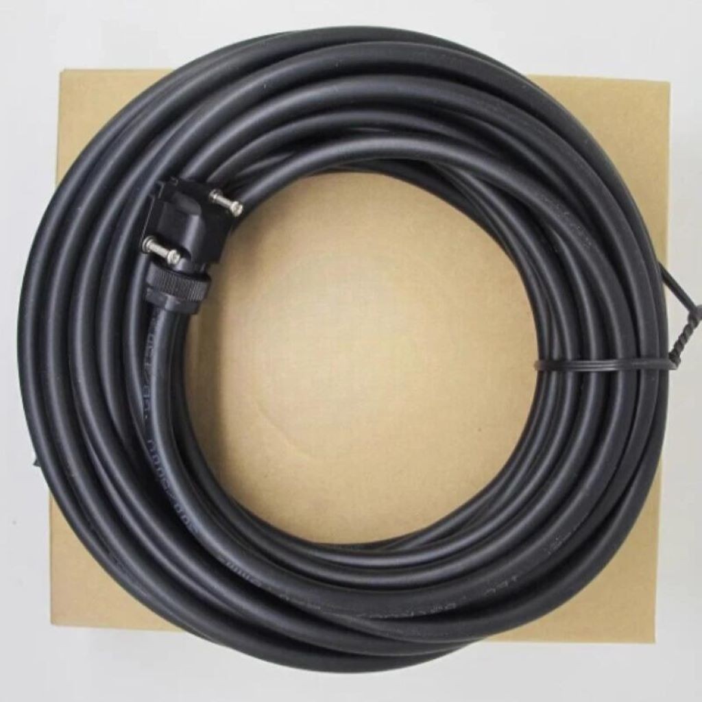 R88A-CRKA030CR Omron Cable 30M NEW