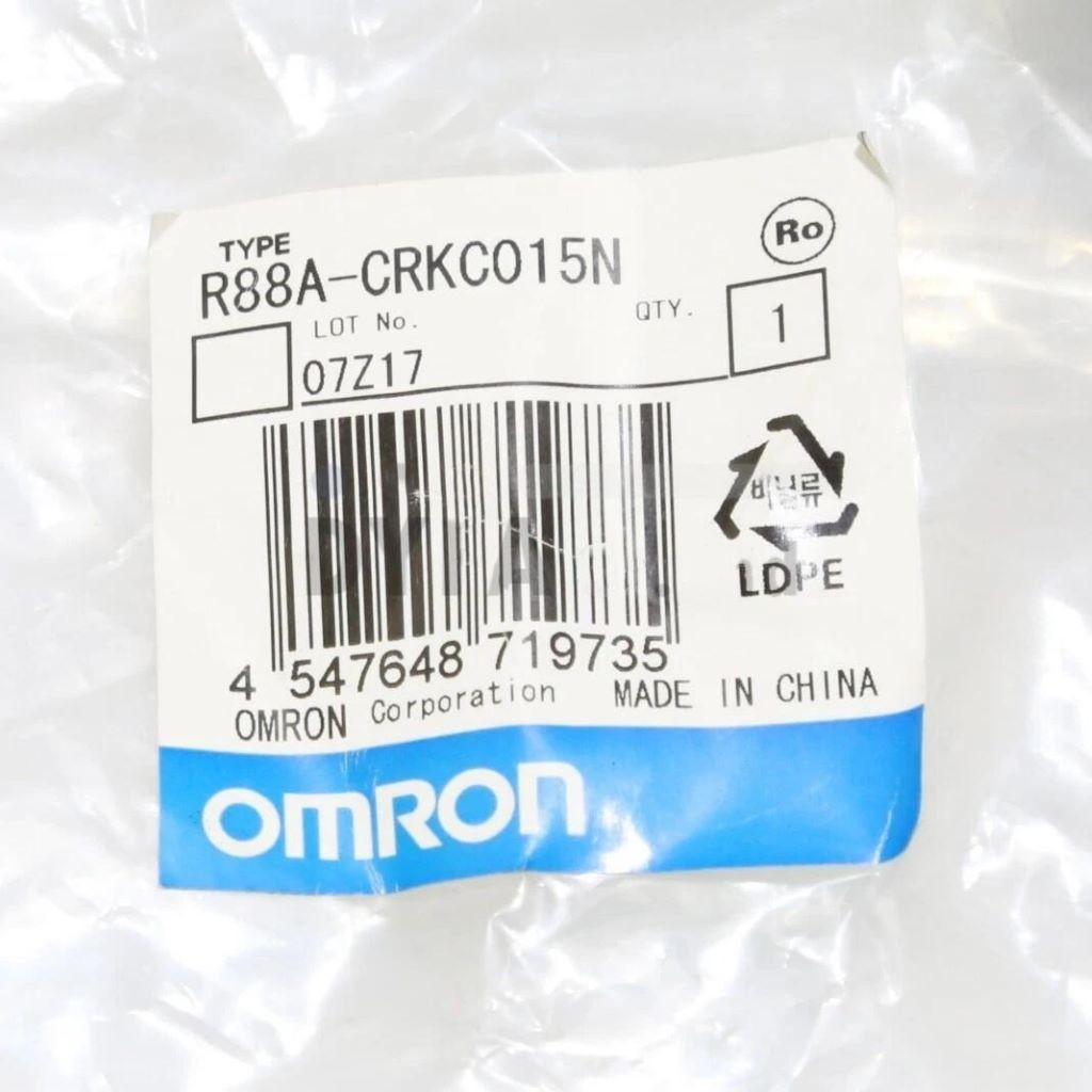 R88A-CRKC015N Omron Servo Encoder Cable 15M NEW