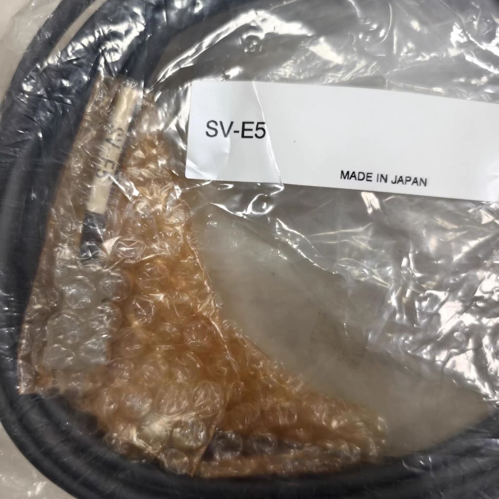 SV-E5 KEYENCE Servo Cable 5M NEW