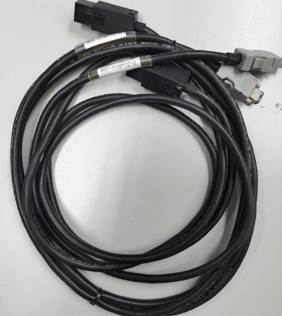WSC-P06P02-E Fuji Servo Motor Encoder Cable 2M NEW
