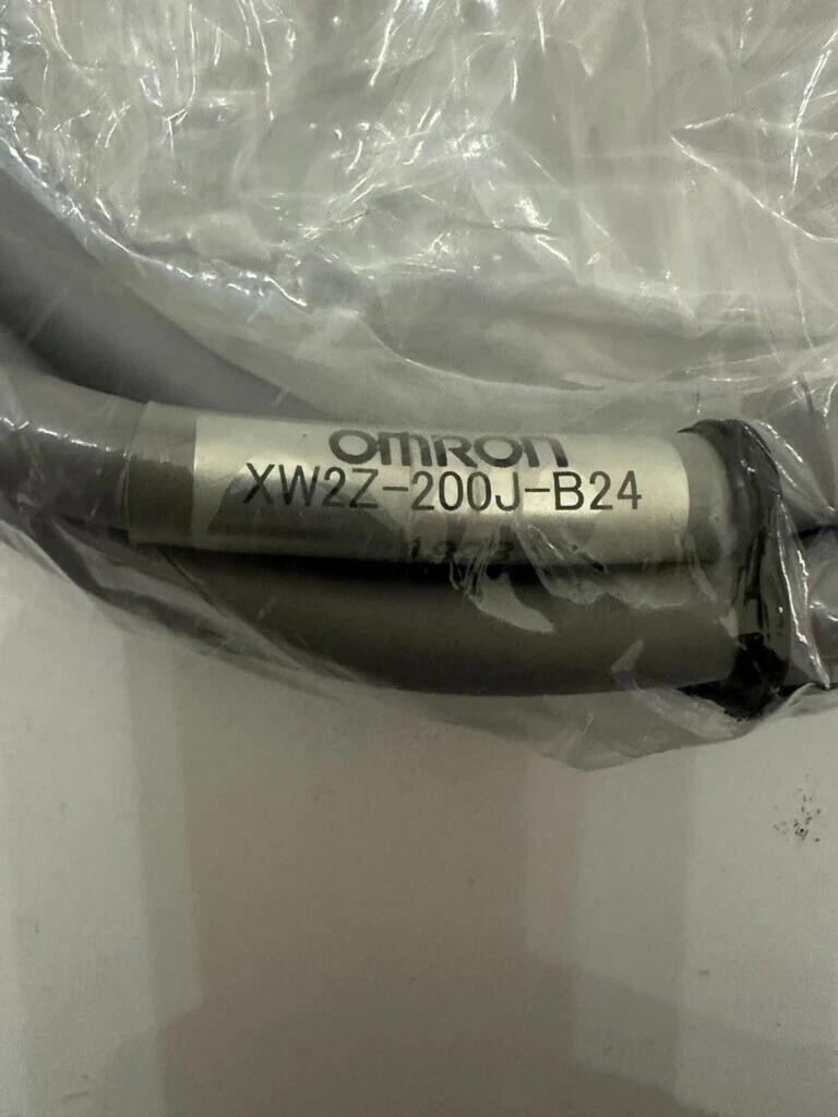 XW2Z-200J-B24 Omron Cable 2M NEW