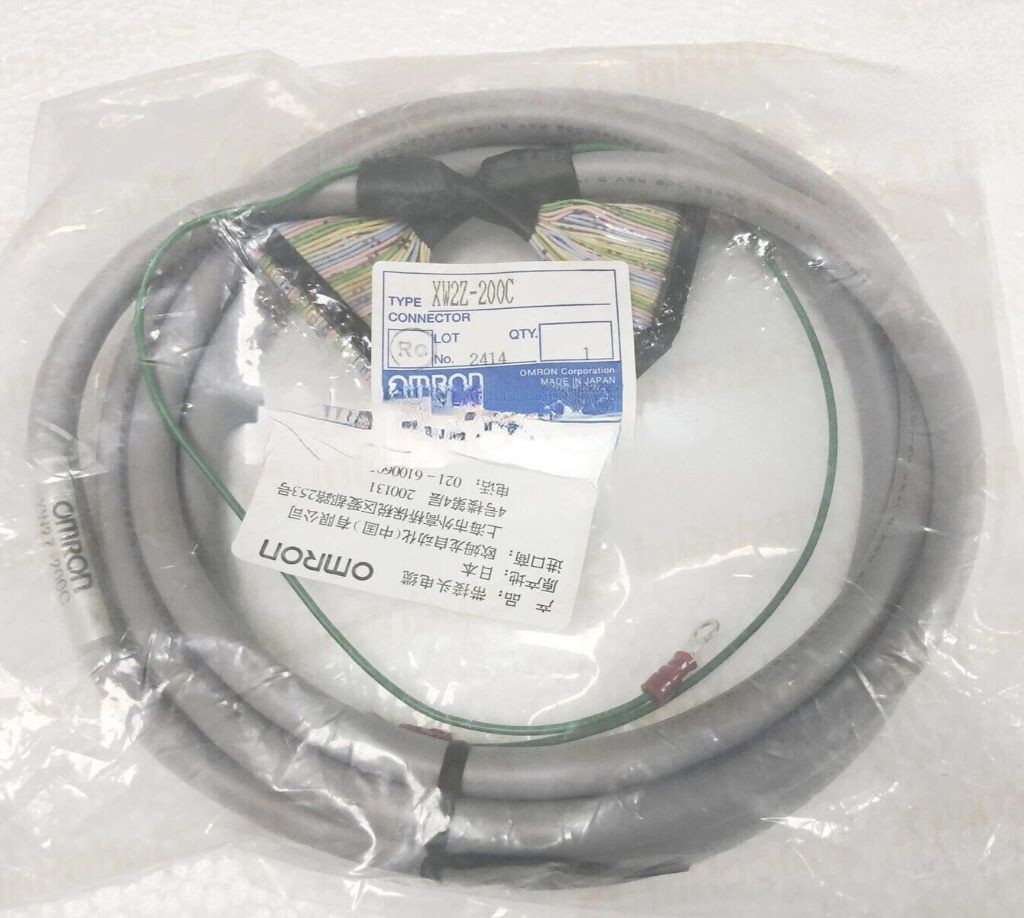 XW2Z-300C Omron Cable NEW