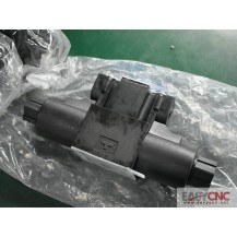 L-DSG-01-3C4-D24-60 Yuken Directional Valve New