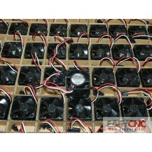 A90L-0001-0580#C 9PF0424H305 Sanyo fan 24VDC 0.095A 40*40*28mm new and original