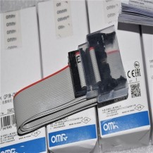 CP1W-CN811 Omron Cable 0.5M/0.8m/1m/1.5m/2m/3m/5m NEW