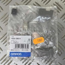 R88A-CNW01R Omron 6PIN Connector NEW