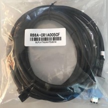 R88A-CR1A005CF Omron Cable 5M NEW