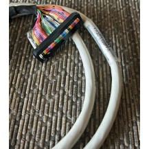 XW2Z-0100FF-L Omron Cable 1M NEW