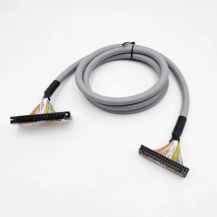 XW2Z-1000B Omron Cable 10M NEW