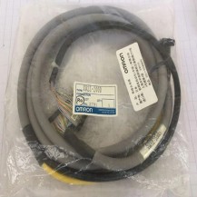 XW2Z-200D Omron Cable 2M NEW