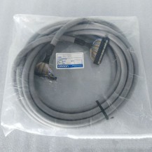 XW2Z-500K Omron Cable 5M NEW