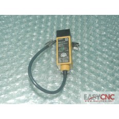 E3S-R1E4 OMRON photoelectric switch used