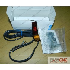 E3S-LS10XB4 OMRON photoelectric switch
