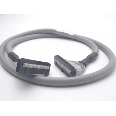 XW2Z-100EE Omron Cable 1M NEW