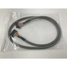 XW2Z-300X Omron Cable 3M NEW