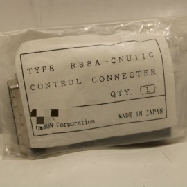 R88A-CNU11C OMRON Control Connector NEW